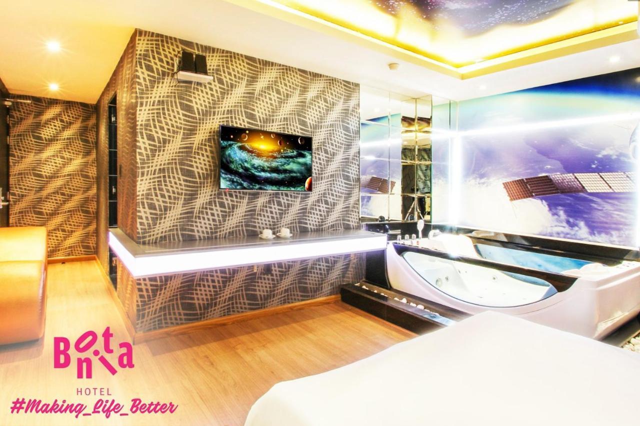 Bonita Tht (Adults Only) Hotel Ho Şi Min Exterior foto