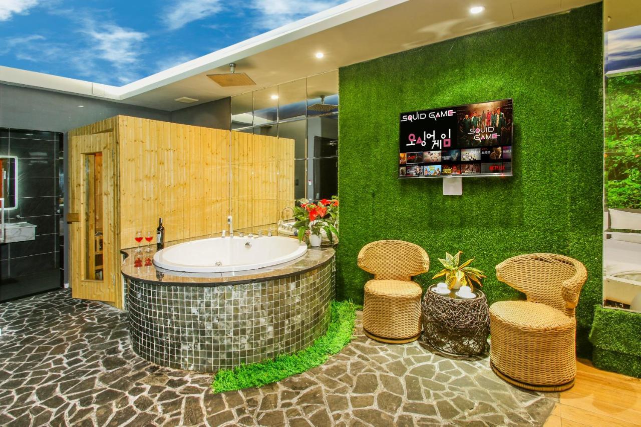 Bonita Tht (Adults Only) Hotel Ho Şi Min Exterior foto