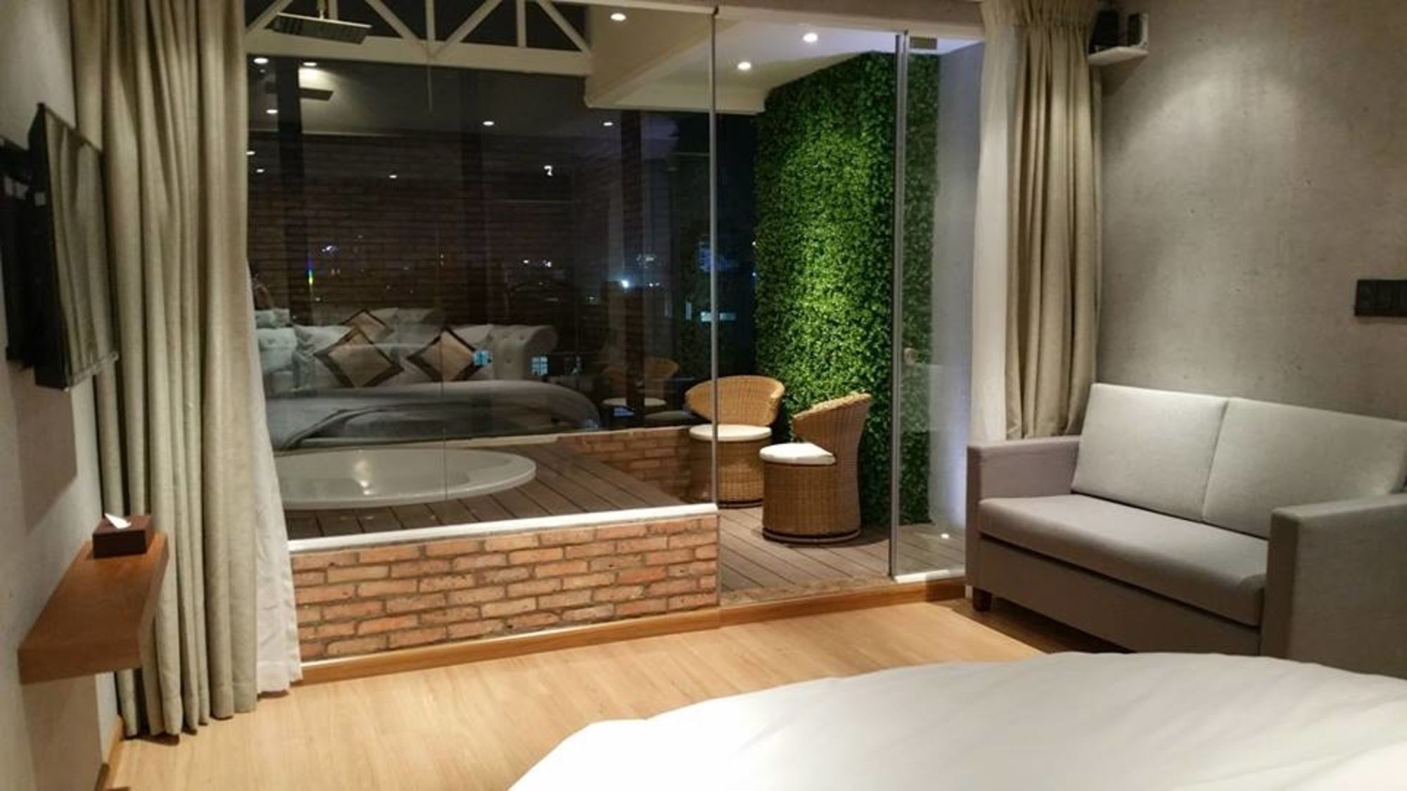 Bonita Tht (Adults Only) Hotel Ho Şi Min Exterior foto